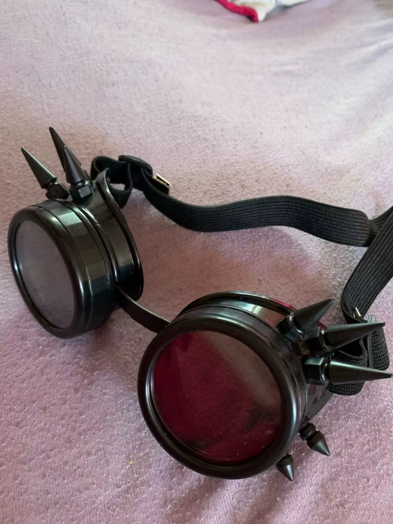 2023 Halloween Welding round Goggle Steampunk Cyber Goth Sunglasses Rivet Spiked Goggles Cosplay Antique Victorian